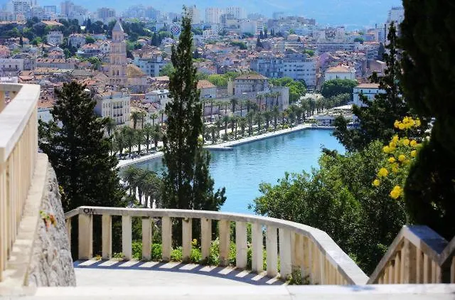 Mihaela Centre Appartement