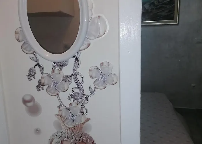 Mihaela Centre Appartamento *